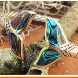 - Pretty blue stone mermaid braclet